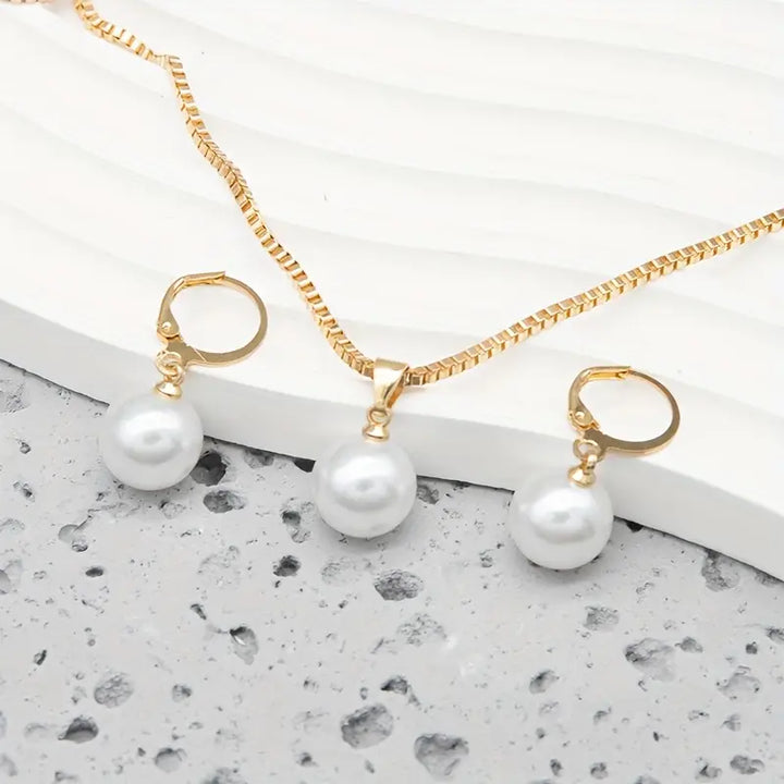 Goldfarbene Grace Schmuckset