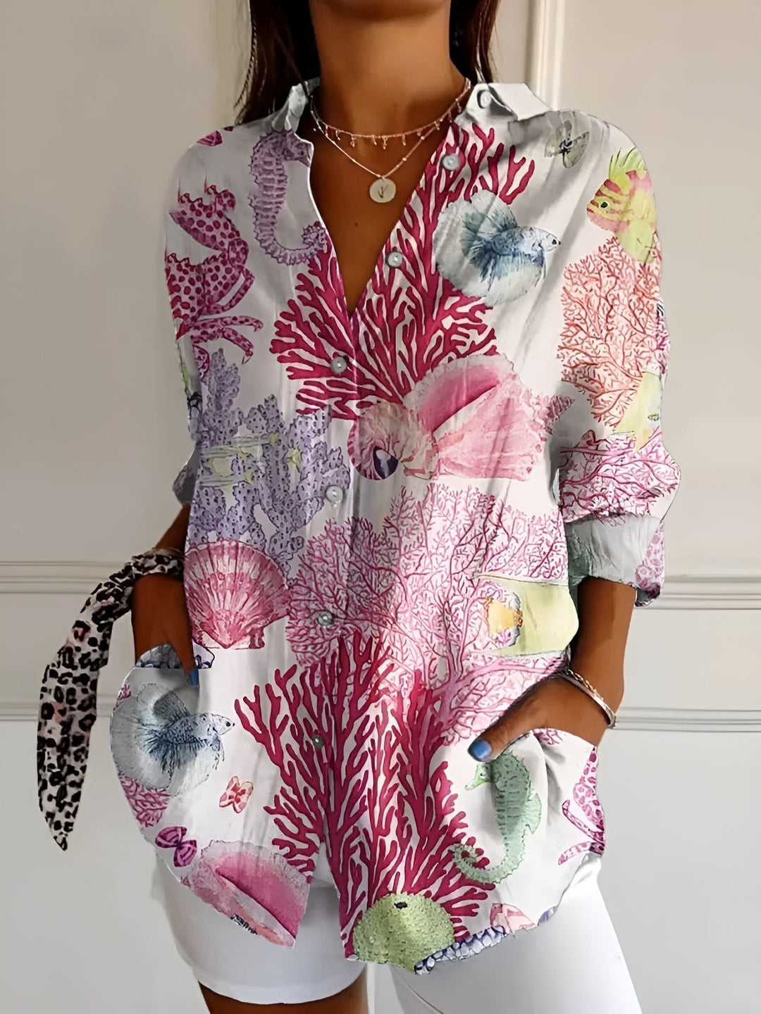 Elegante Blumen-Bluse in Meeresleben in Rosa