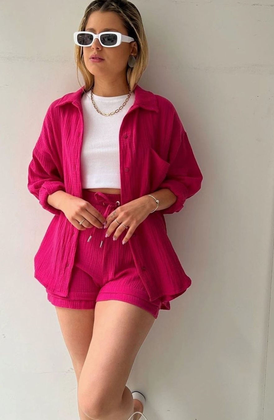Elegante Damen Bluse mit passendem Shorts-Set in Dunkelrosa 2