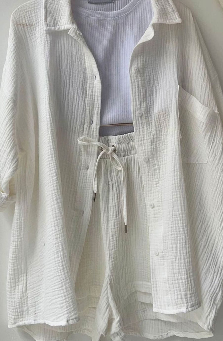 Elegante Damen Bluse mit passendem Shorts-Set in Weiß 2