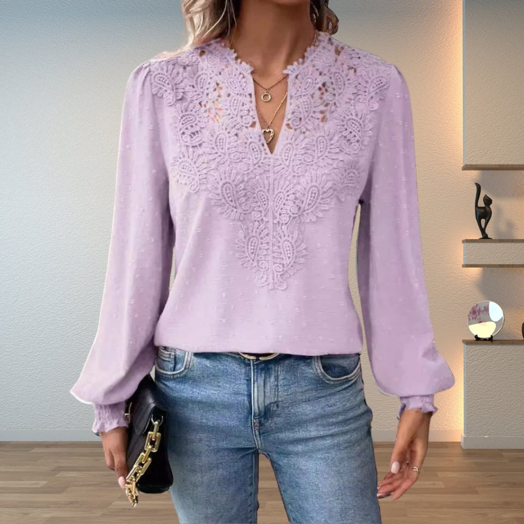 Elegante Damen Bluse mit Spitze im Vintage-Stil in Helllila