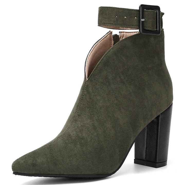 Elegante Damen Samtstiefeletten zum Herbst-Outfit in Grün