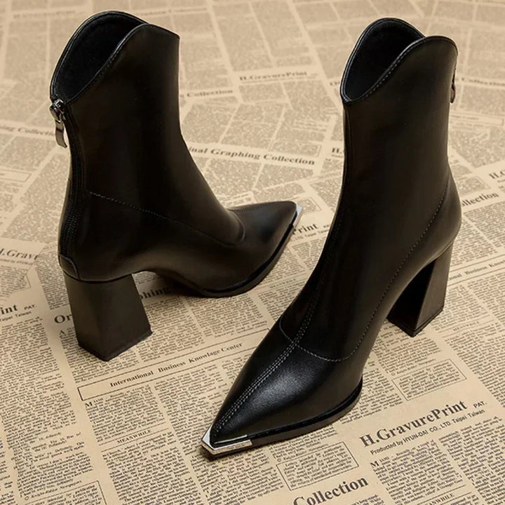 Elegante Damen Stiefeletten im klassischen Stil (10)