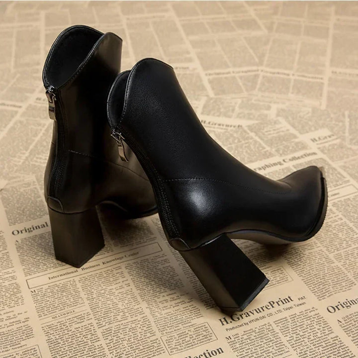 Elegante Damen Stiefeletten im klassischen Stil (11)