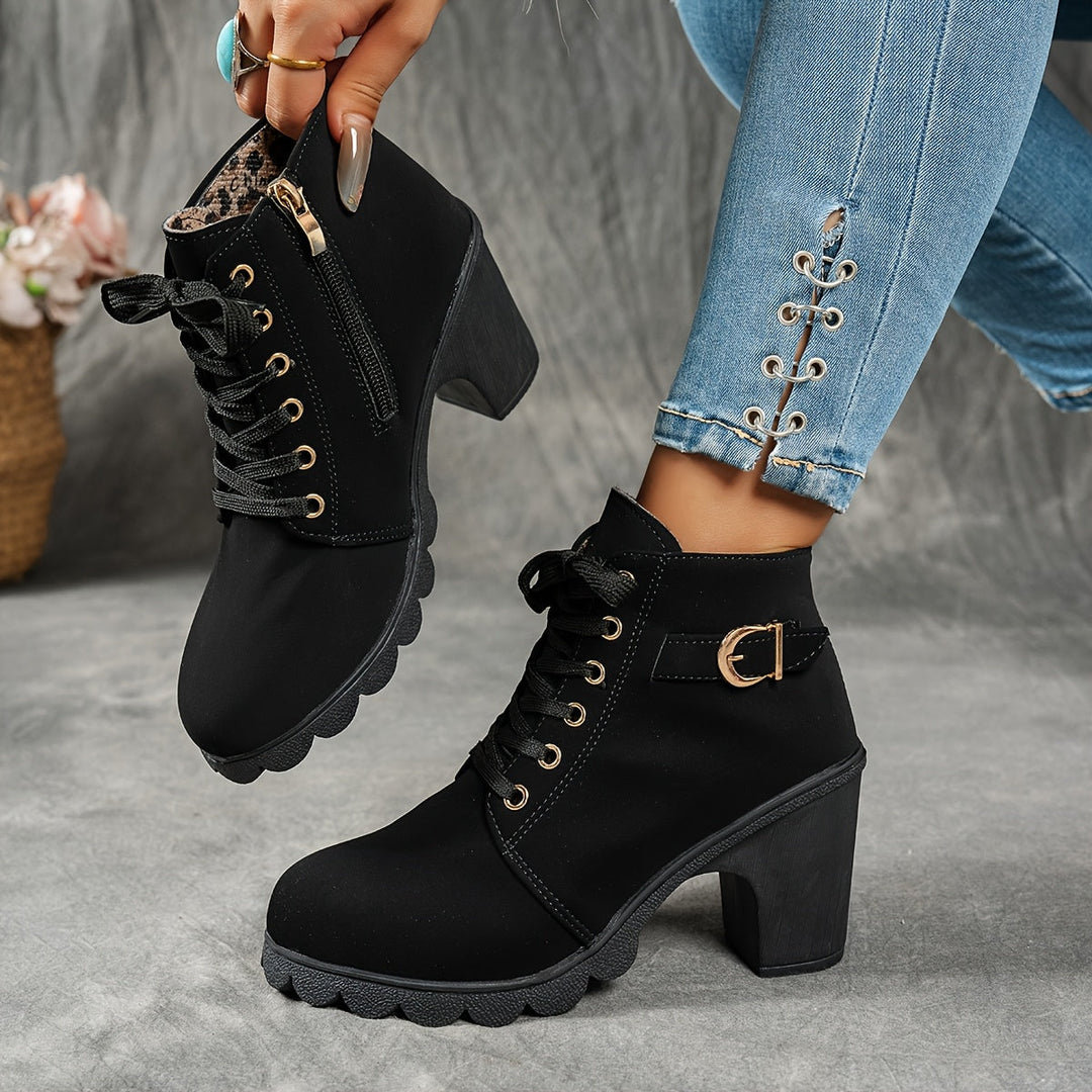 Elegante Damen Stiefeletten mit Blockabsatz und Seitenzipper in Schwarz