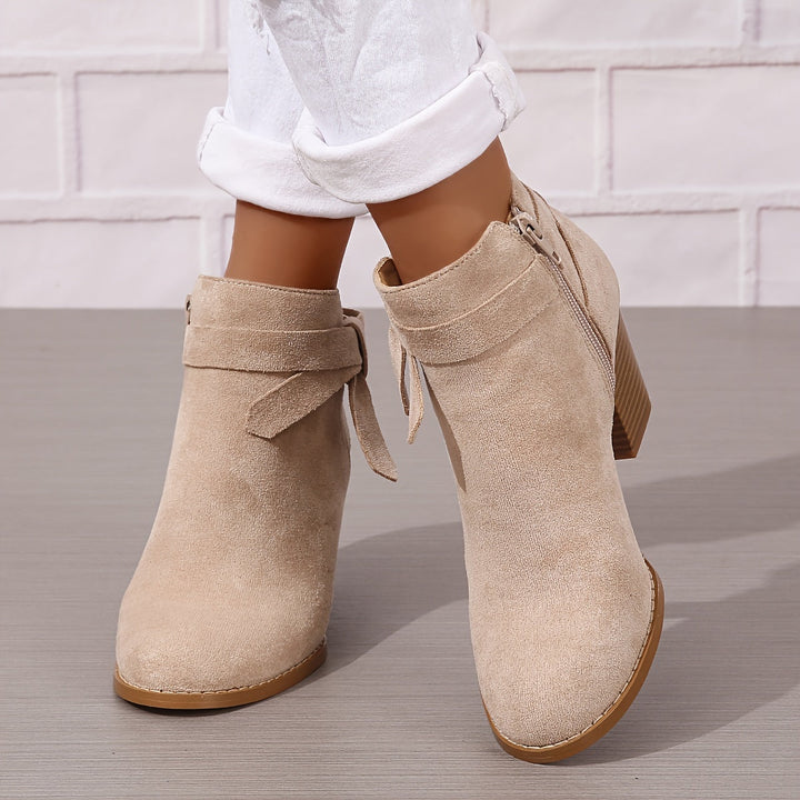 Elegante Damen Stiefeletten mit Schleife und Blockabsatz (12)