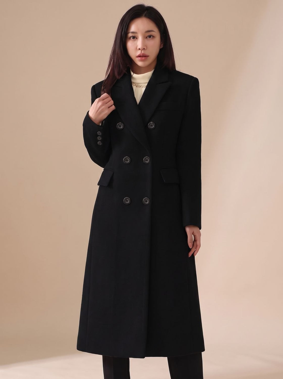 Elegante Damen Winterjacke aus Wolle Tailliert in Schwarz