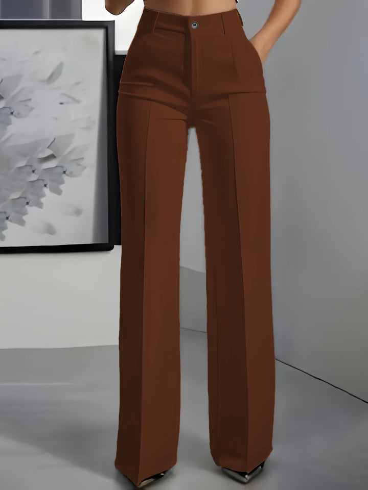 Elegante Damenhose mit zeitlosen Falten in Braun