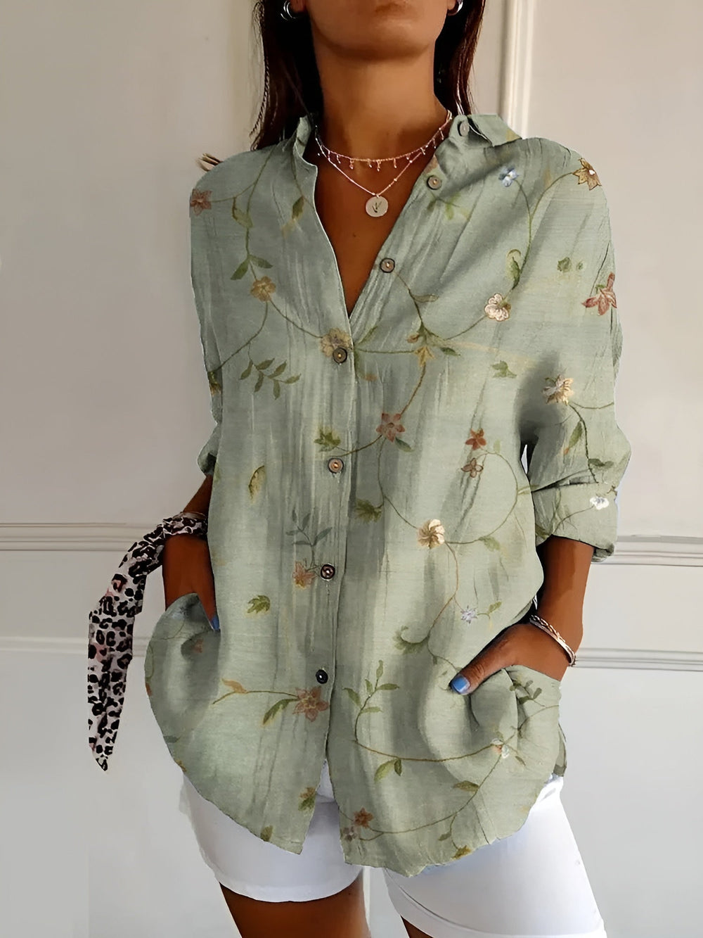 Elegante Leinenbluse mit Mustern in Grün