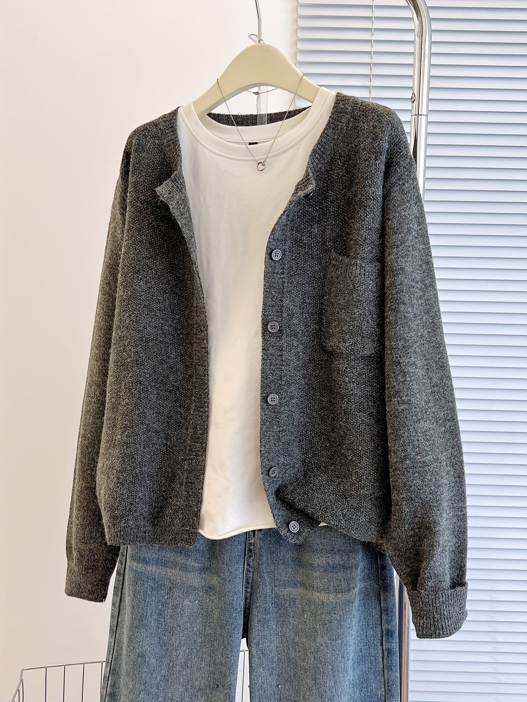 Eleganter Cardigan mit Knöpfen (4)