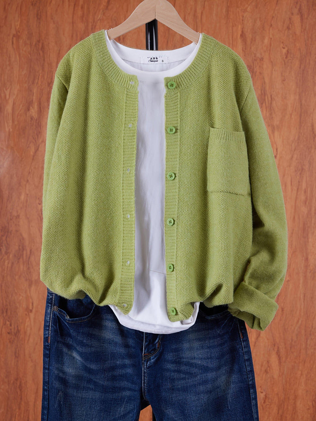 Eleganter Cardigan mit Knöpfen (5)