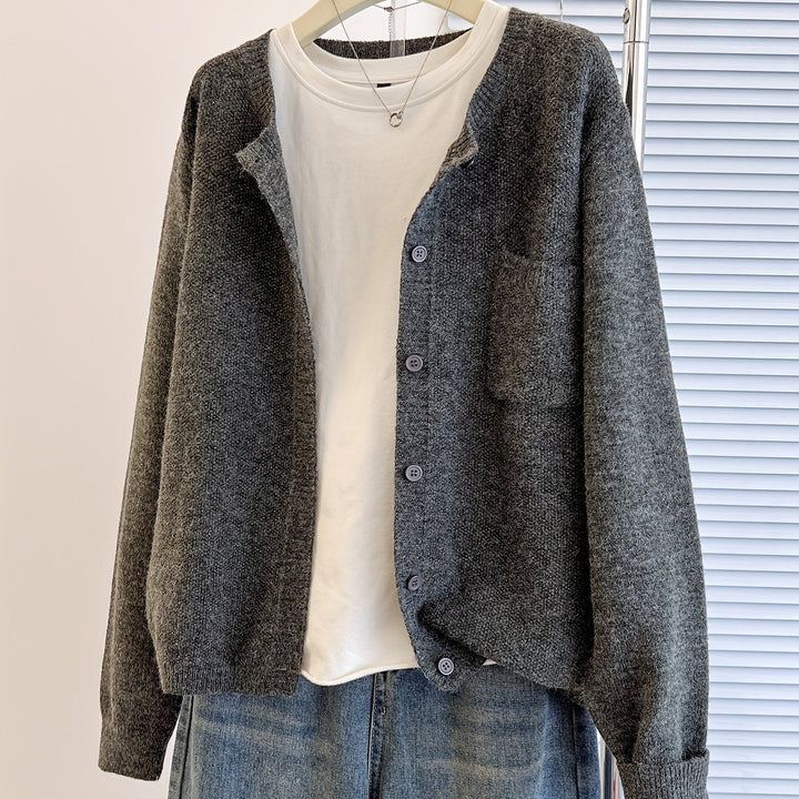 Eleganter Cardigan mit Knöpfen in Grau