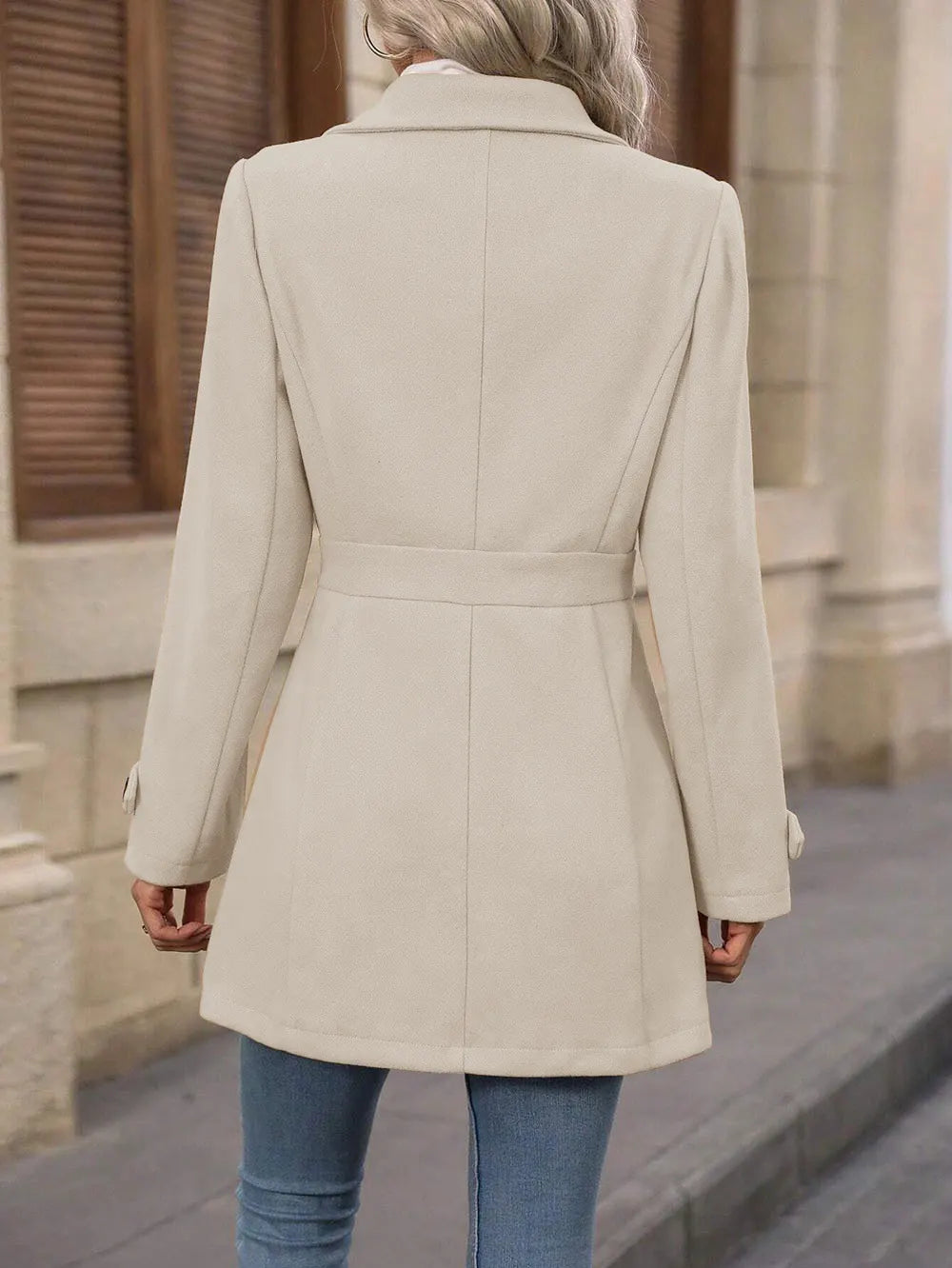 Eleganter Damen Trenchcoat mit Gürtel für Herbst (5)