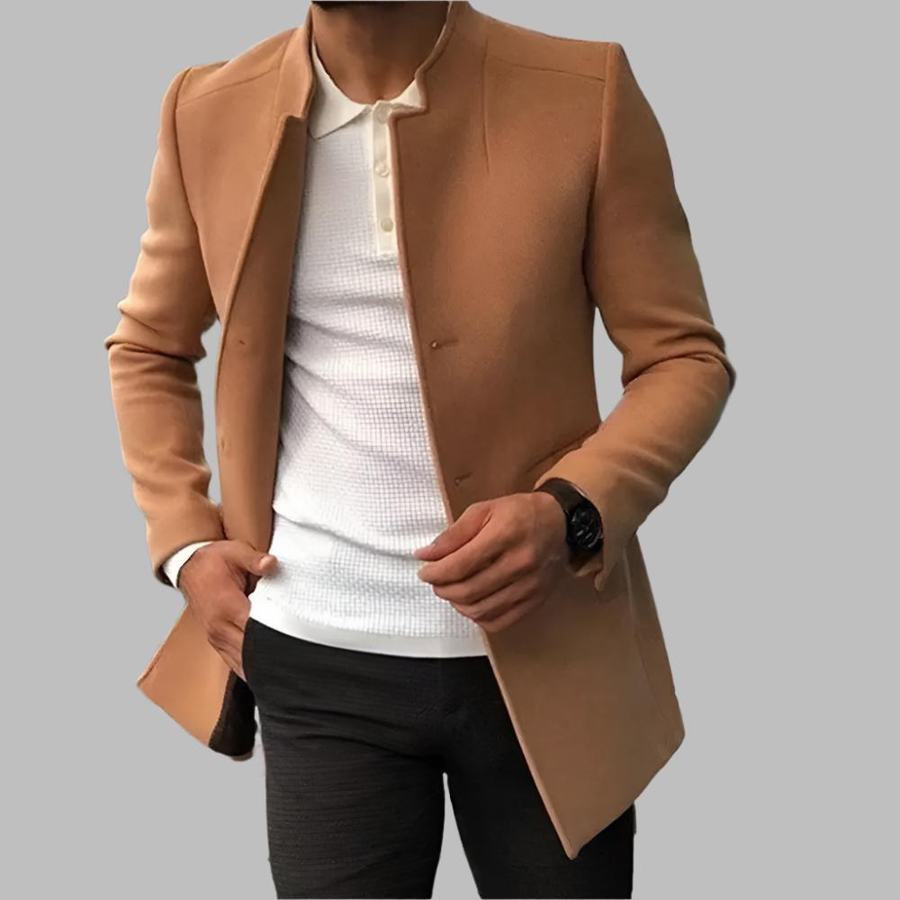 Eleganter Herren Mantel mit schlanker Passform in Karamell
