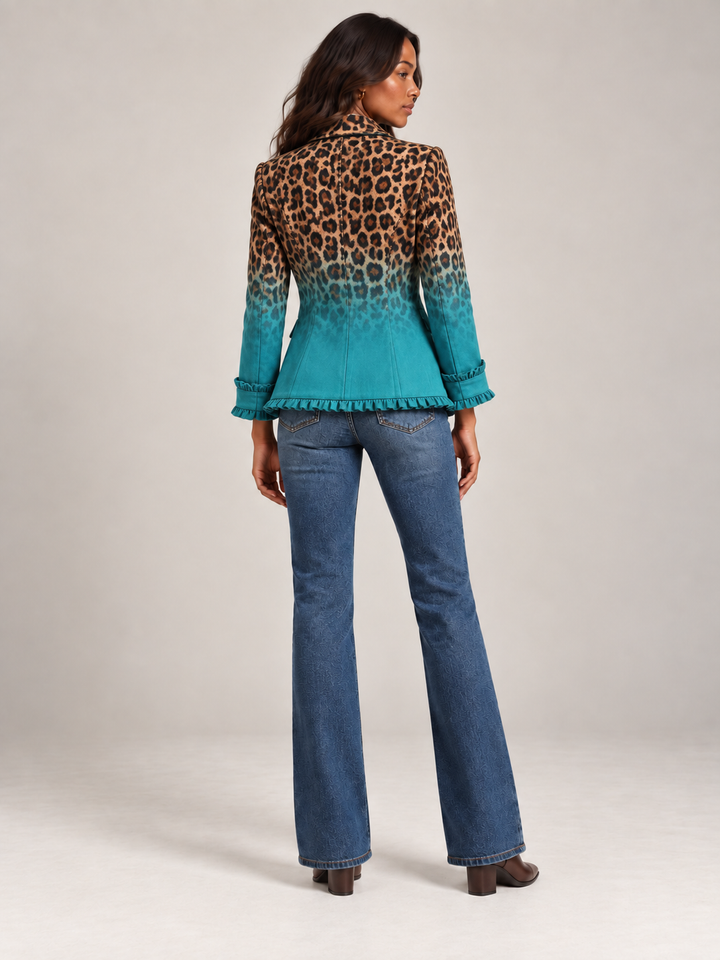Eleganter Wintermantel Damen mit Leopardenmuster-Rüschen (3)