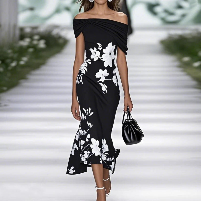 Elegantes drapiertes Midi-Kleid für Hochzeitsgäste mit Blumenmuster in Schwarz