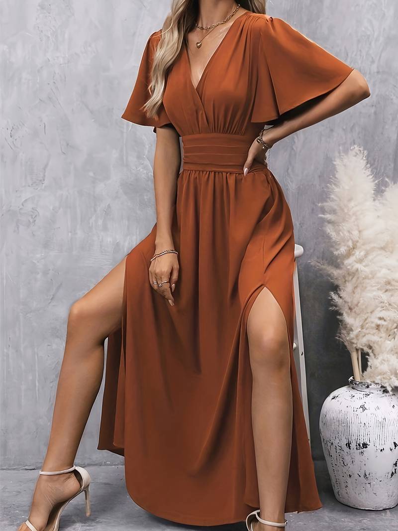Elegantes Kleid mit Rüschen für Hochzeitsgäste (2)