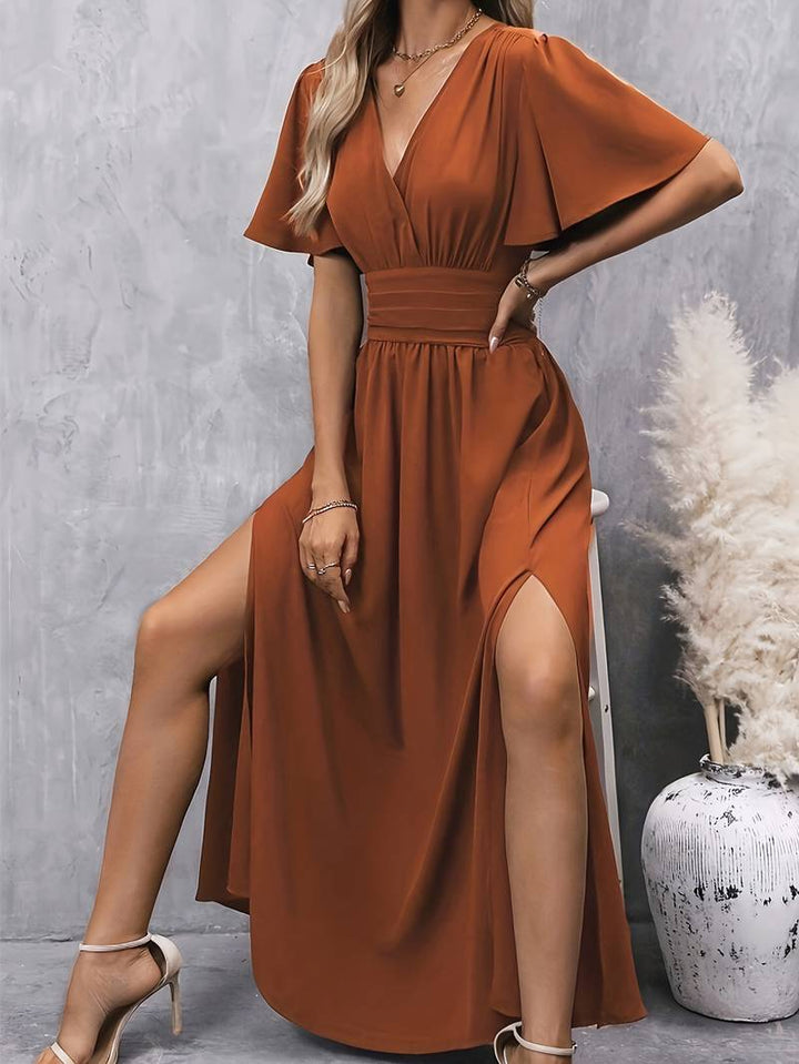 Elegantes Kleid mit Rüschen für Hochzeitsgäste (2)