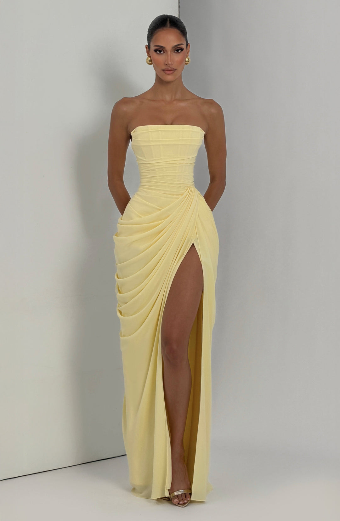 Elegantes Langes Abendkleid für Damen mit Raffung (8)