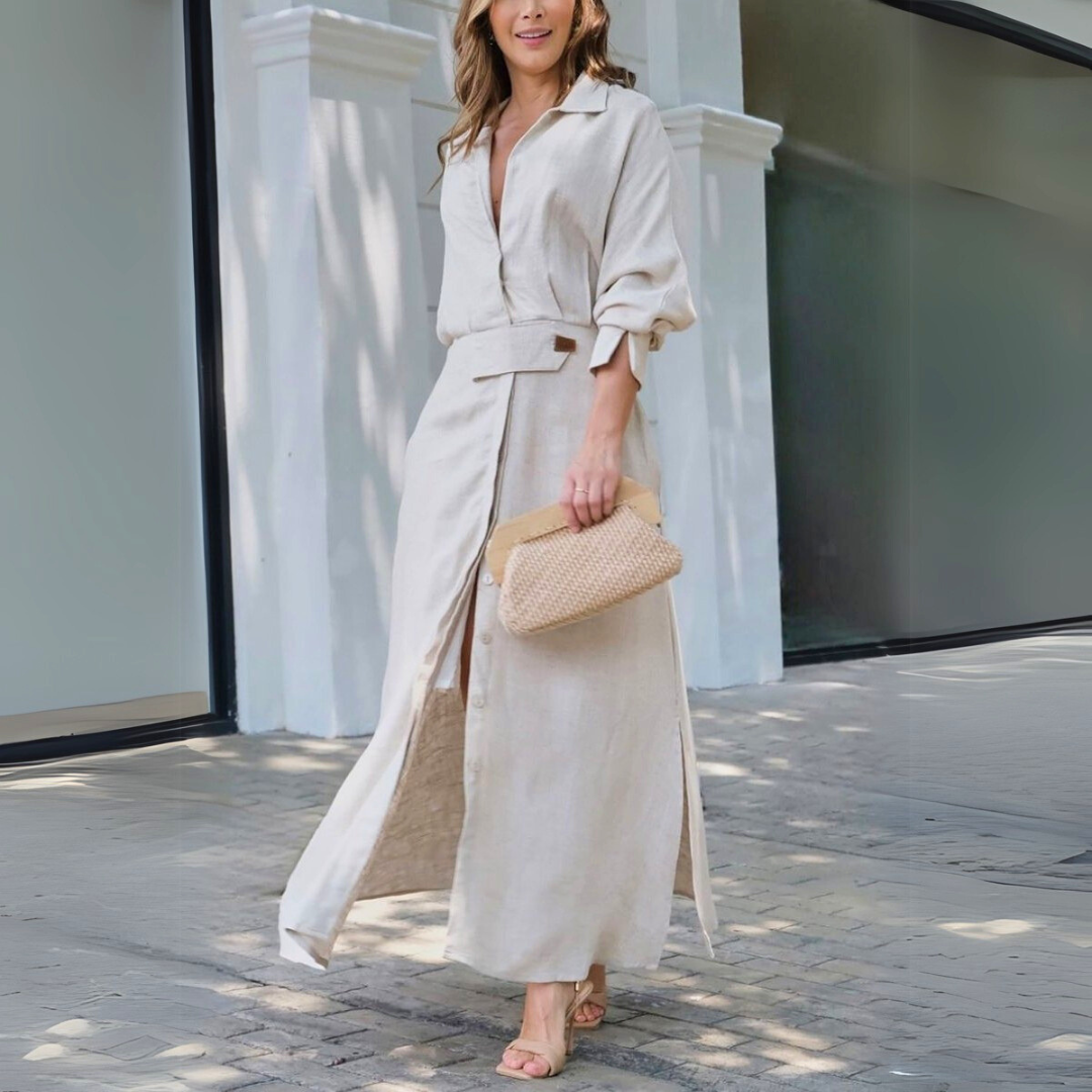 Elegantes Maxikleid mit Hemdkragen und strukturiertem Gürtel für Hochzeitsgäste im Sommer in Beige