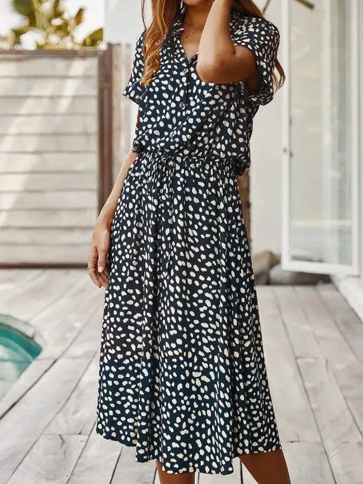 Elegantes Polka-Punkt-Kleid zum Kombinieren (6)