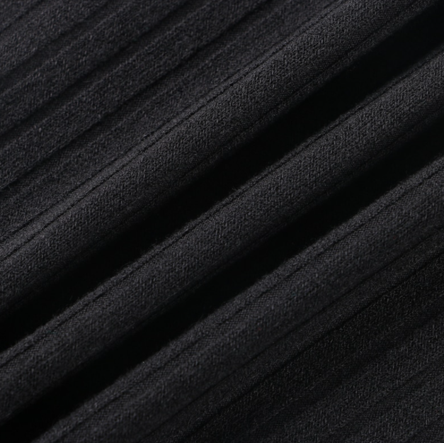 Figurbetontes Damen Strickkleid für den Herbst (7)