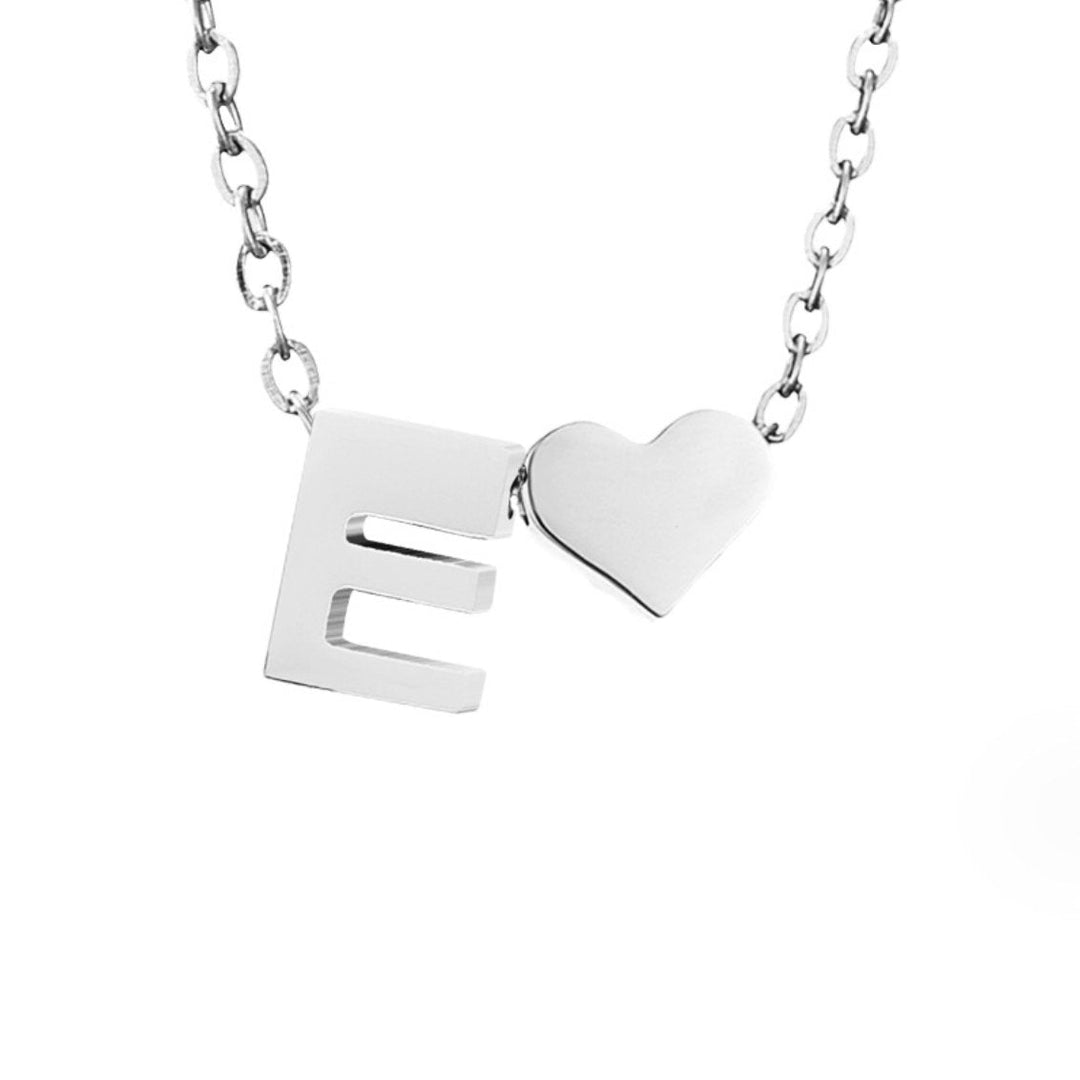 Zeitlose Initialen Halskette mit Herz Charm