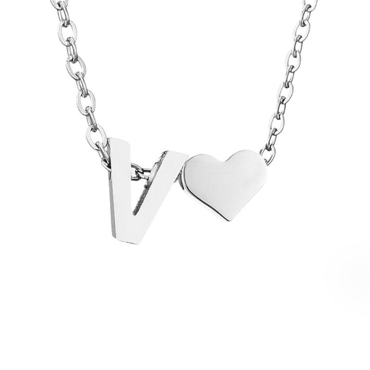 Zeitlose Initialen Halskette mit Herz Charm