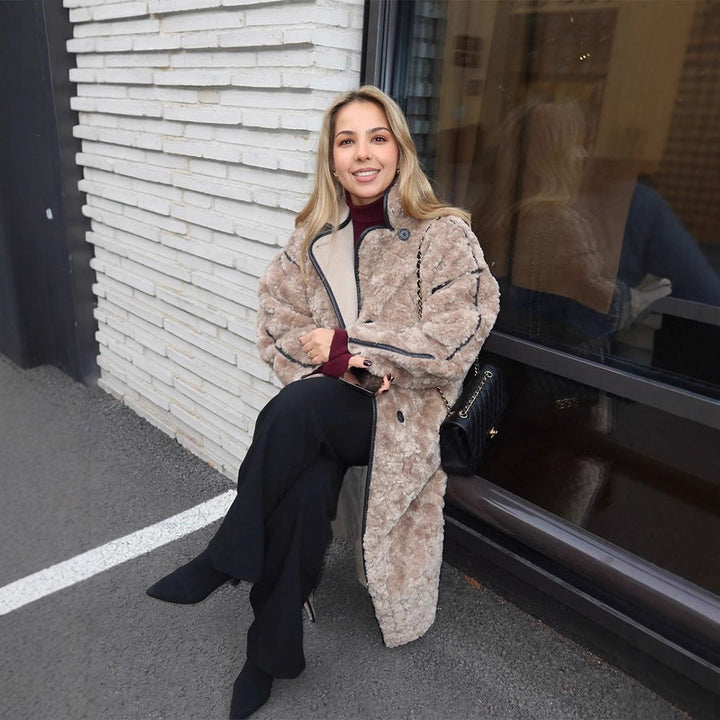 Gemütliche Winterjacke Damen mit Teddy-Kunstfell (2)
