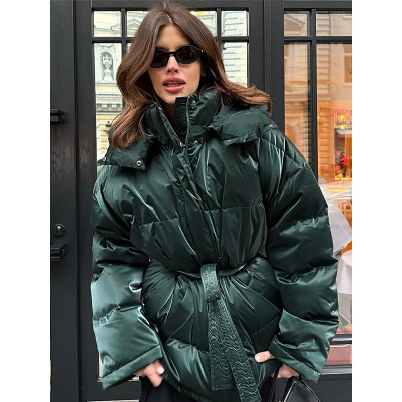 Gesteppte Damen Winterjacke mit Taillenkordel und Glanz in Grün