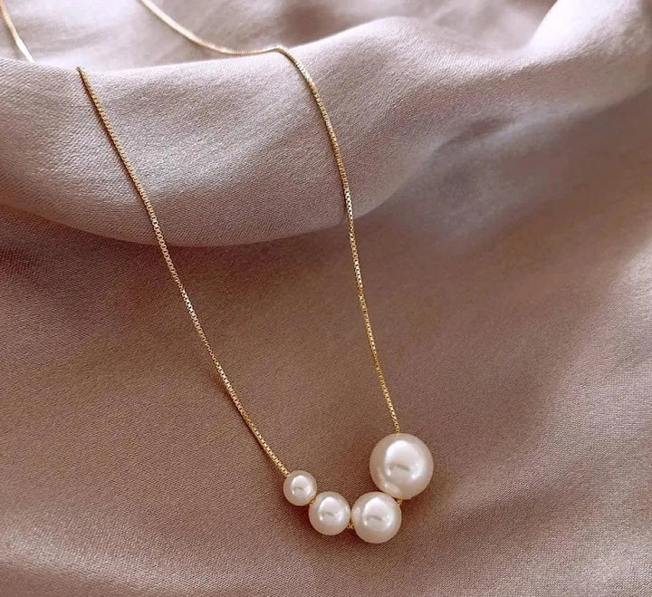 Goldkette élégante avec Süßwasserperlen