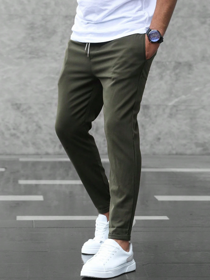 Herren Hose im klassischen Stil mit Komfortbund (4)