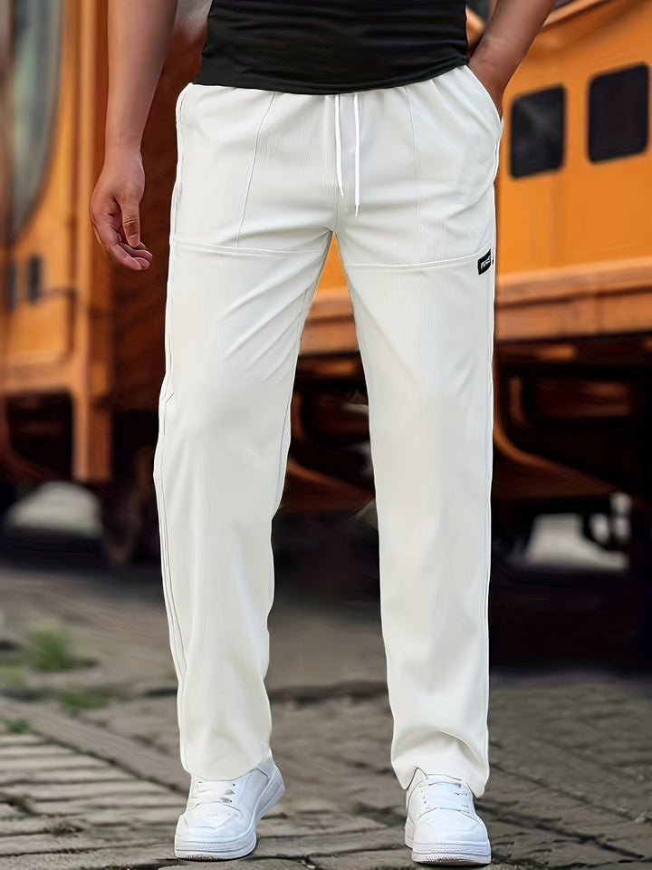 Herren Jogginghose aus elastischem Strickstoff in Weiß