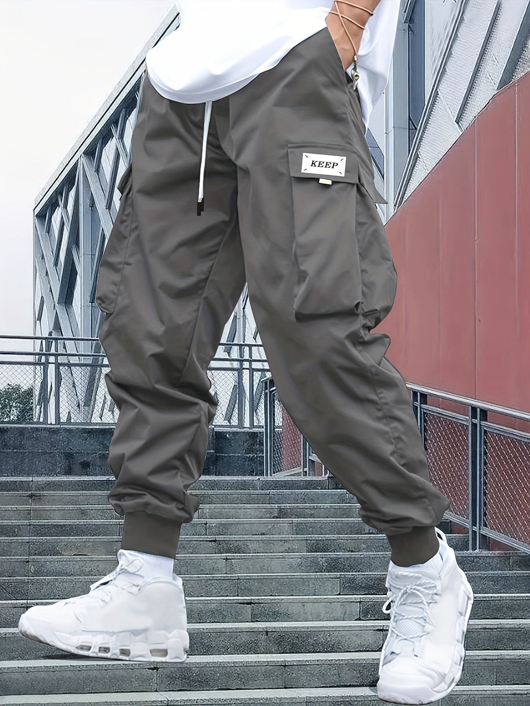 Herren Jogginghose im Cargo-Stil mit Komfort (10)