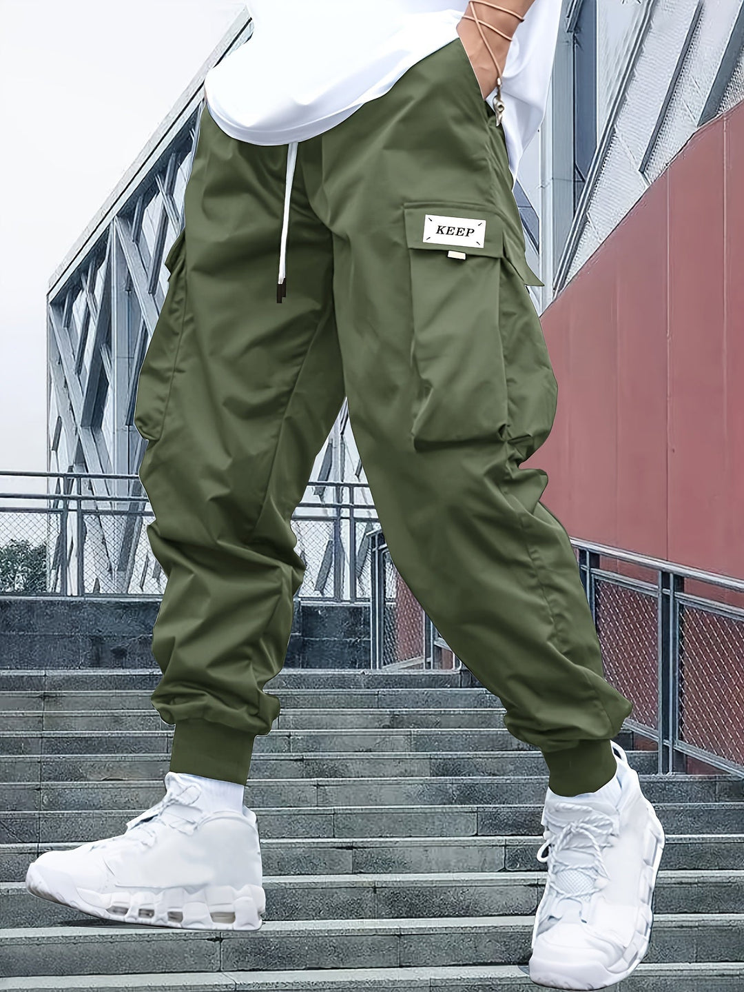 Herren Jogginghose im Cargo-Stil mit Komfort in Grün