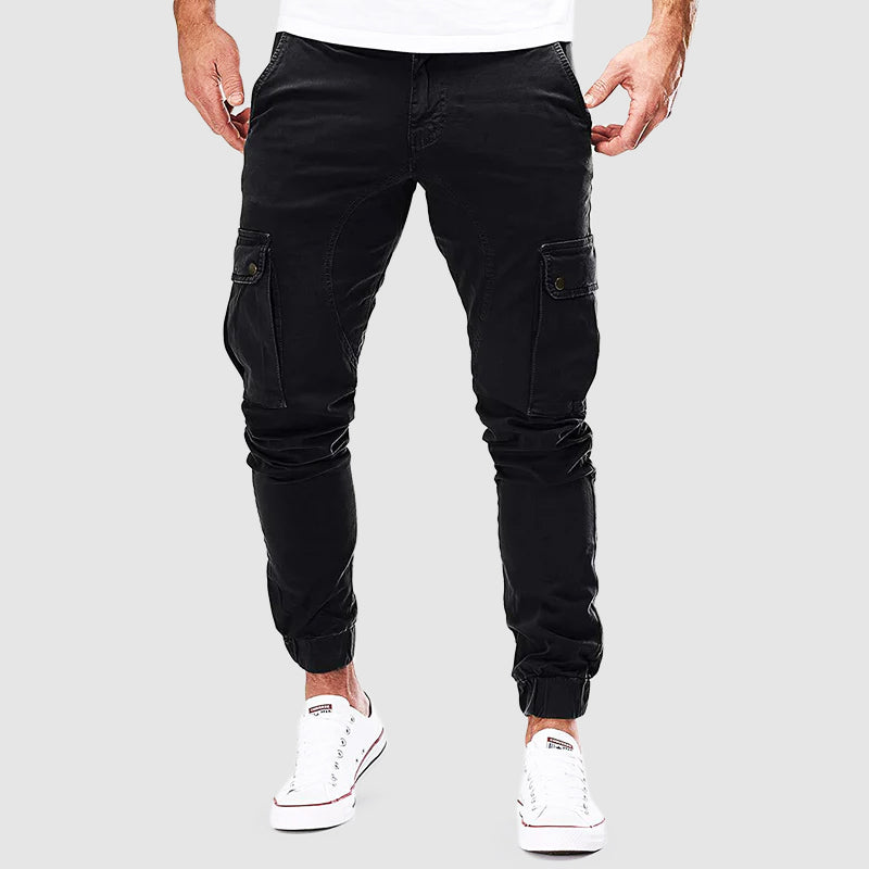 Herren Jogginghose mit Cargo-Taschen für den Alltag in Schwarz