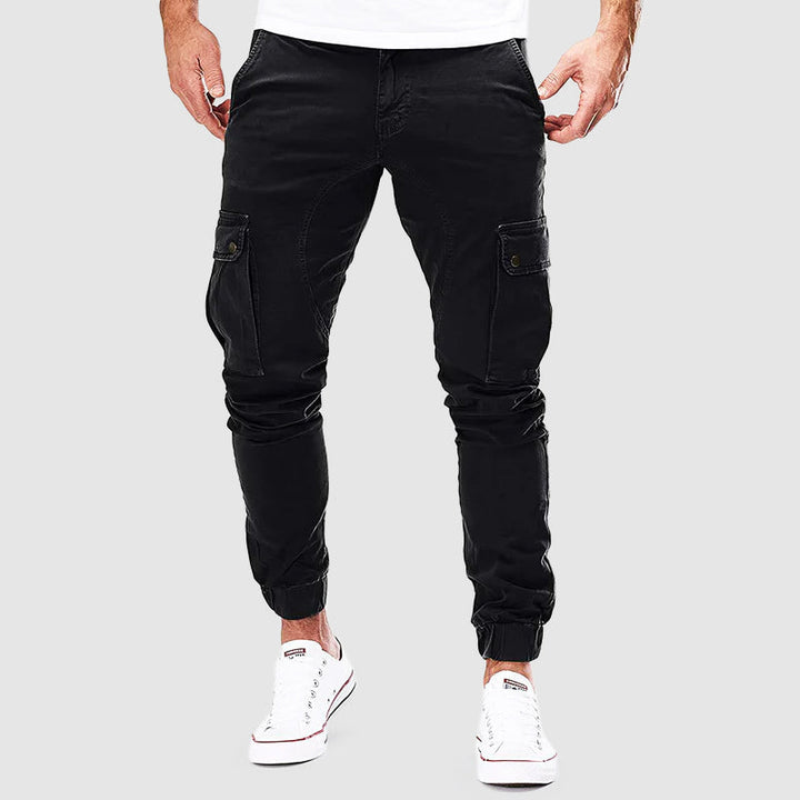 Herren Jogginghose mit Cargo-Taschen für den Alltag in Schwarz