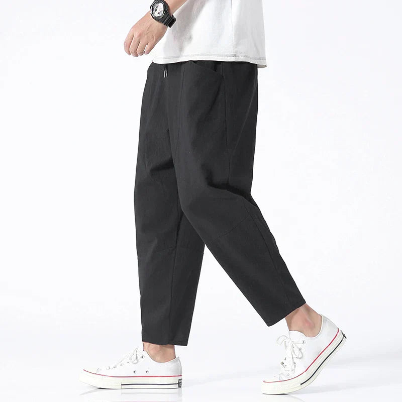 Herren Leinen Cropped Hose im Slim-Fit in Schwarz
