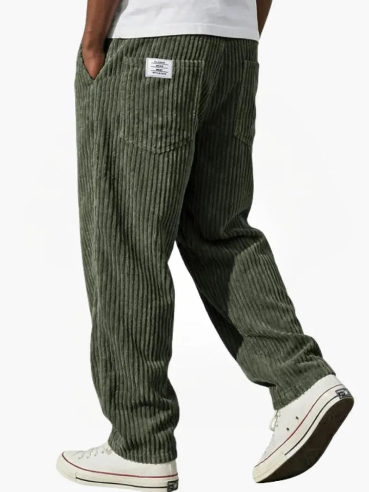 Herren Relaxed-Fit Hose für Alltag und Büro in Grün