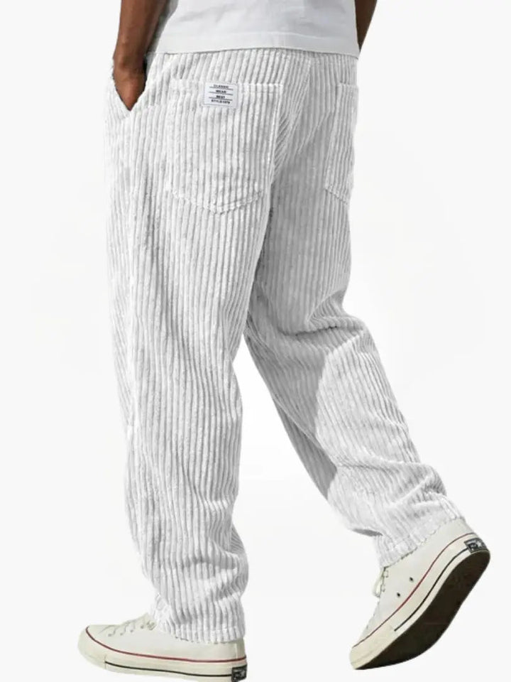 Herren Relaxed-Fit Hose für Alltag und Büro in Weiß