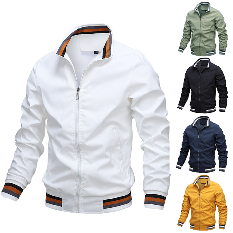 Herren Übergangsjacke im modernen Slim-Fit
