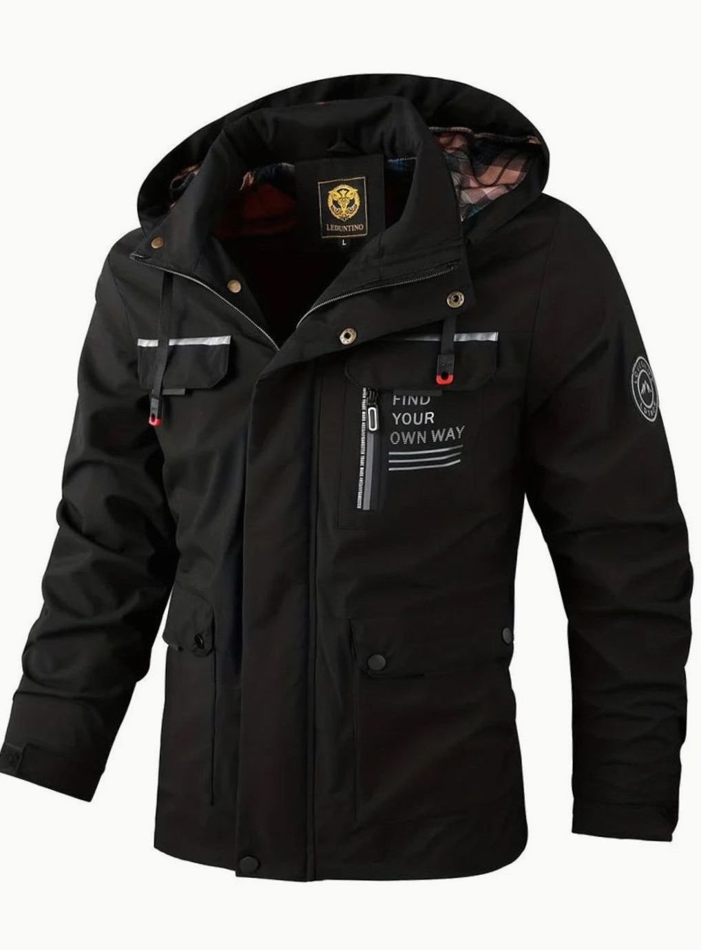 Herren Winterjacke wasserdicht mit Isolierung für kalte Tage in Schwarz