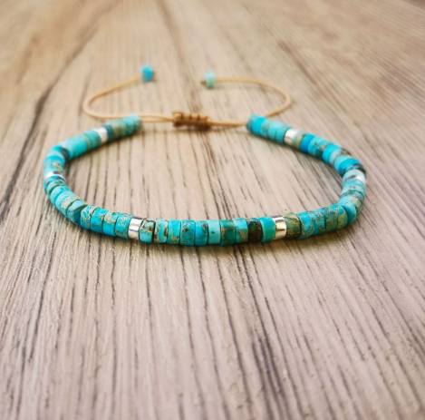 Zeitloses zartes Armband aus Türkis