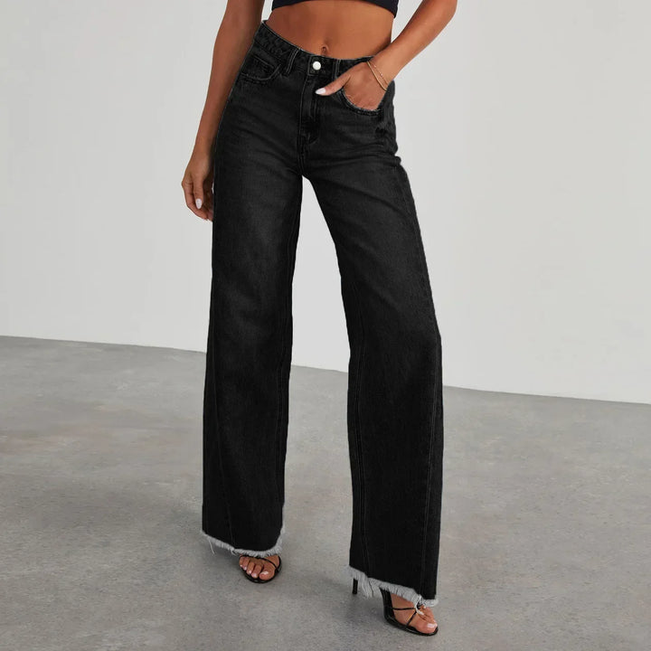 in Grau mit Raw-Hem Jeans in Schwarz