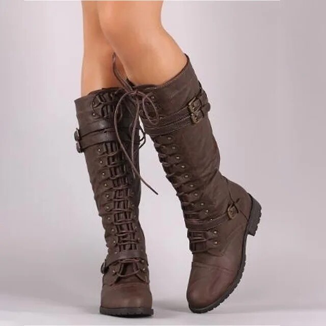 Klassische Damen Winterstiefel mit Schnürung in Braun