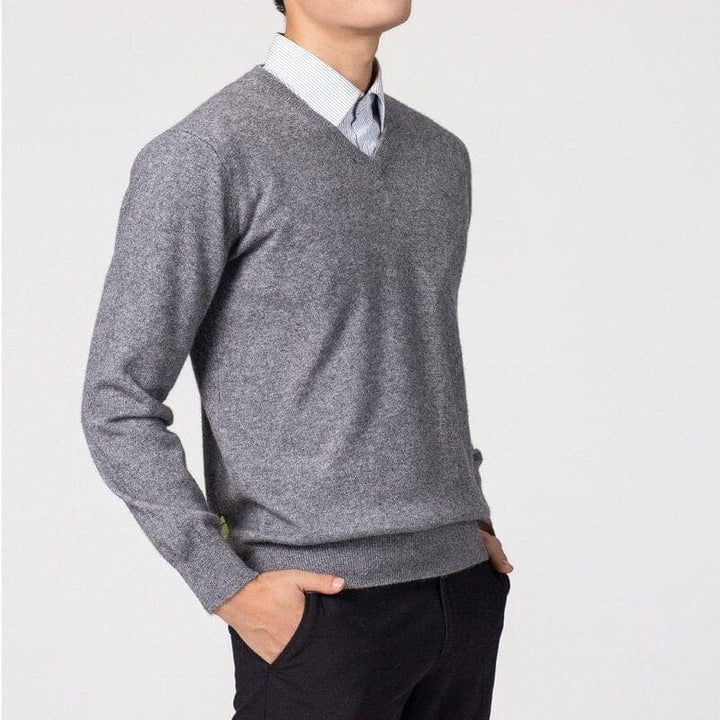 Klassischer Herren Strickpullover für den Herbst in Grau