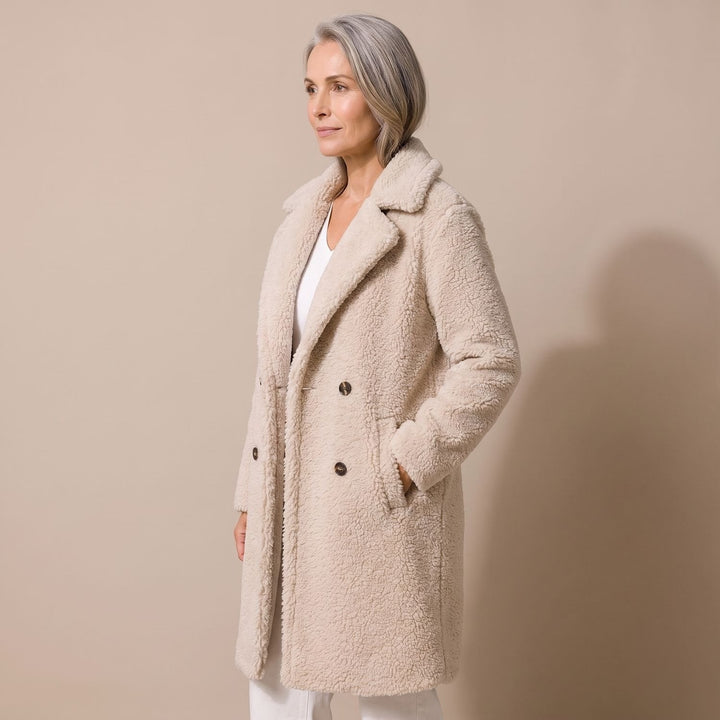 Kuschelige Damen Winterjacke aus Kunstfell Oversized-Schnitt (2)