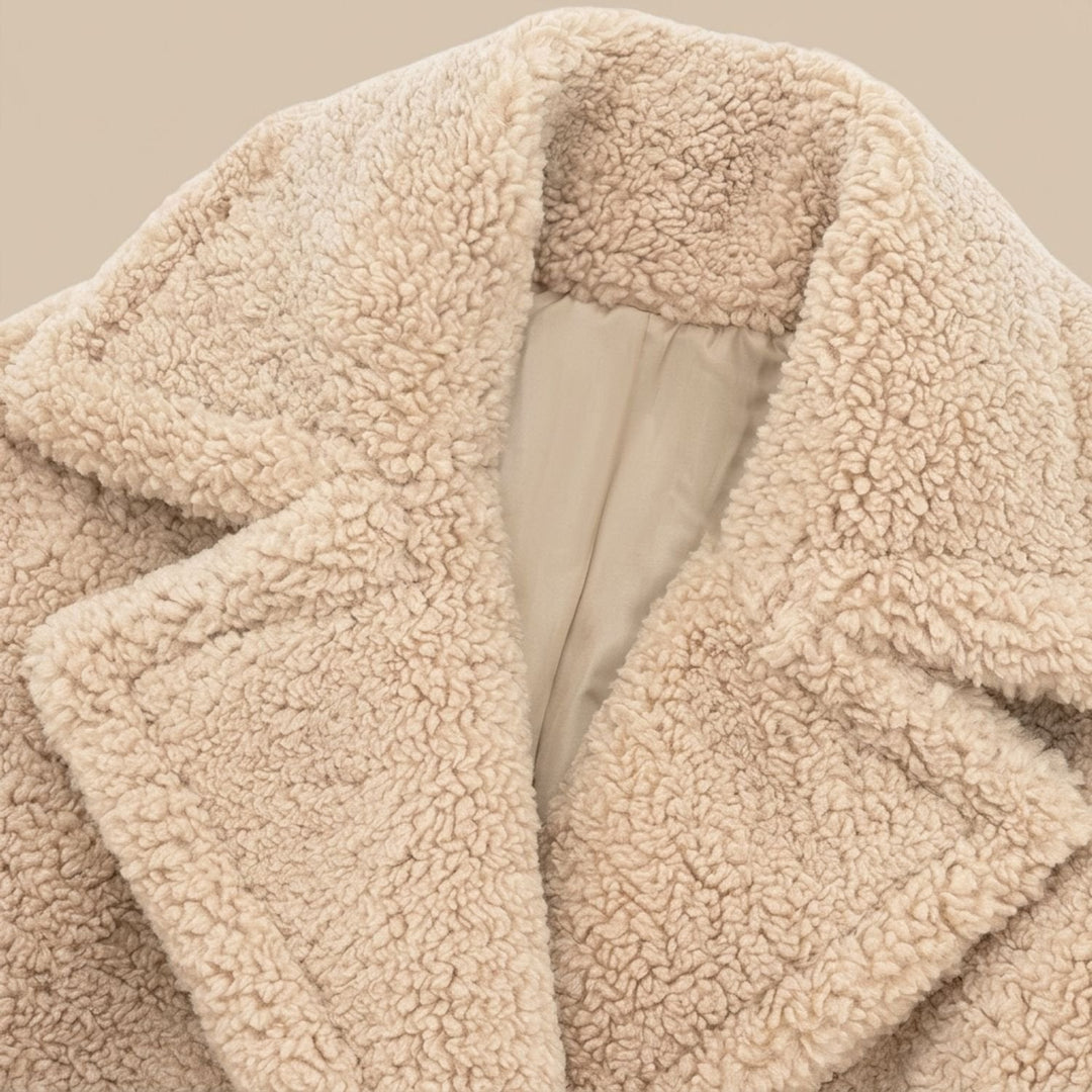 Kuschelige Damen Winterjacke aus Kunstfell Oversized-Schnitt (3)