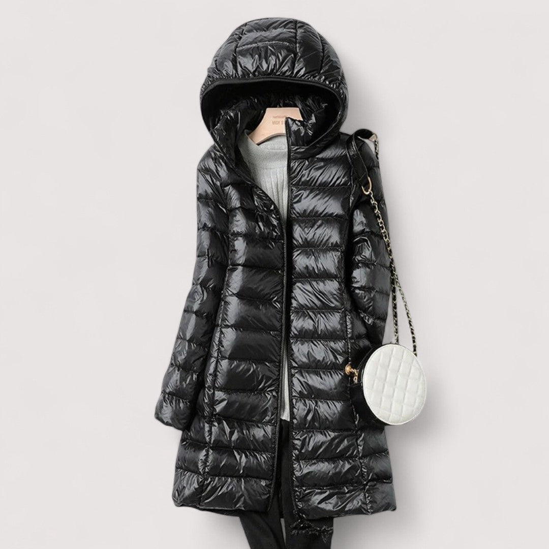 Leichte Damen Herbstjacke im eleganten Stil in Schwarz