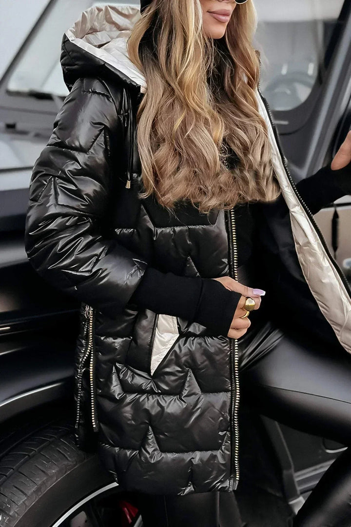 Leichte Damen Winterjacke mit Kapuze und Steppung (8)